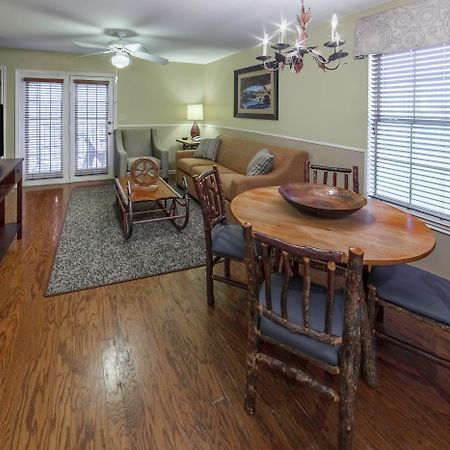 Holiday Inn Club Vacations Hill Country Resort At Canyon Lake Bagian luar foto