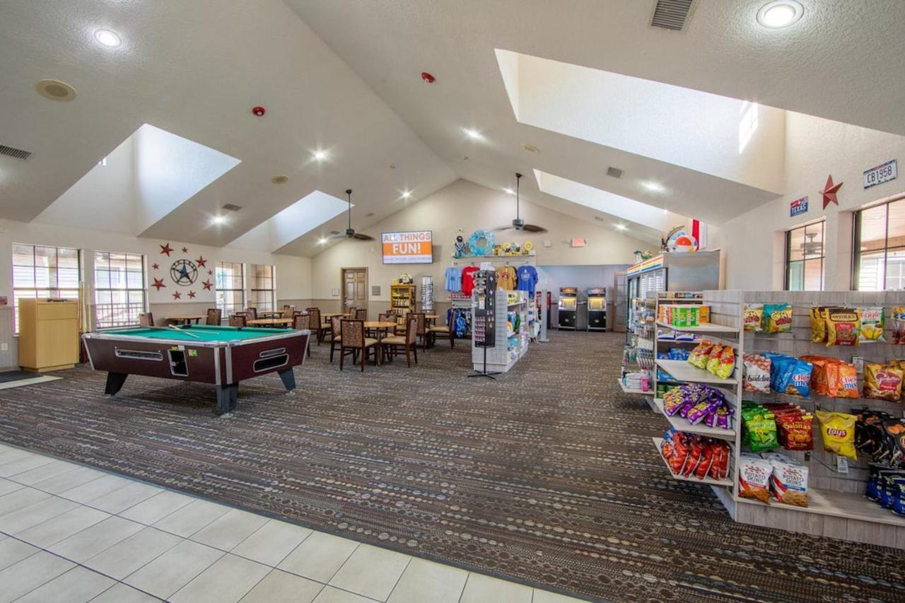 Holiday Inn Club Vacations Hill Country Resort At Canyon Lake Bagian luar foto